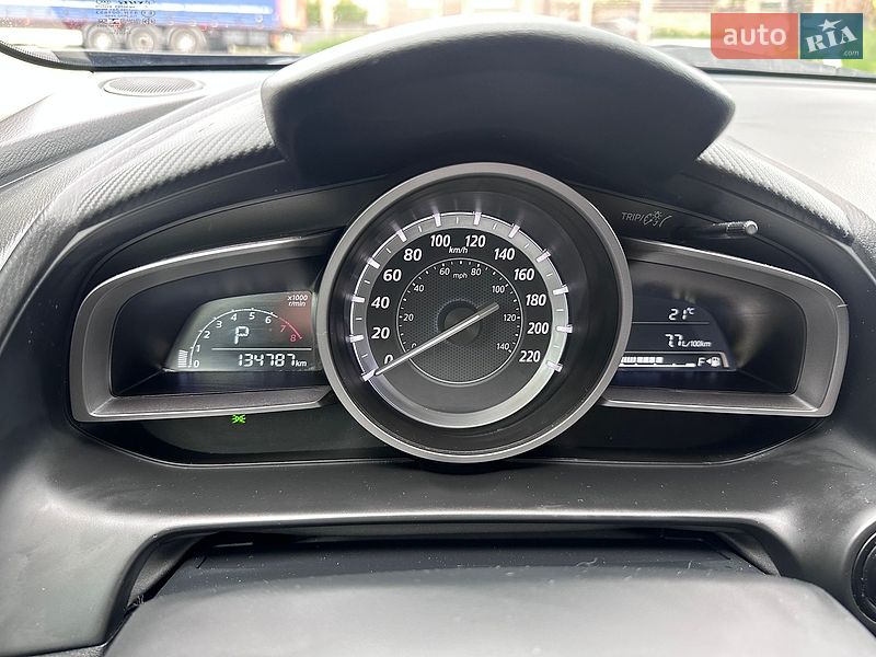 Внедорожник / Кроссовер Mazda CX-3 2015 в Киеве