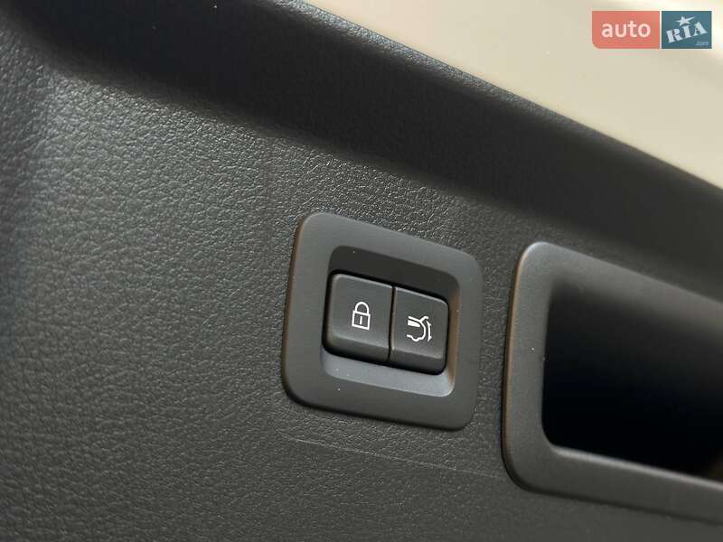 Внедорожник / Кроссовер Mazda CX-50 2023 в Одессе