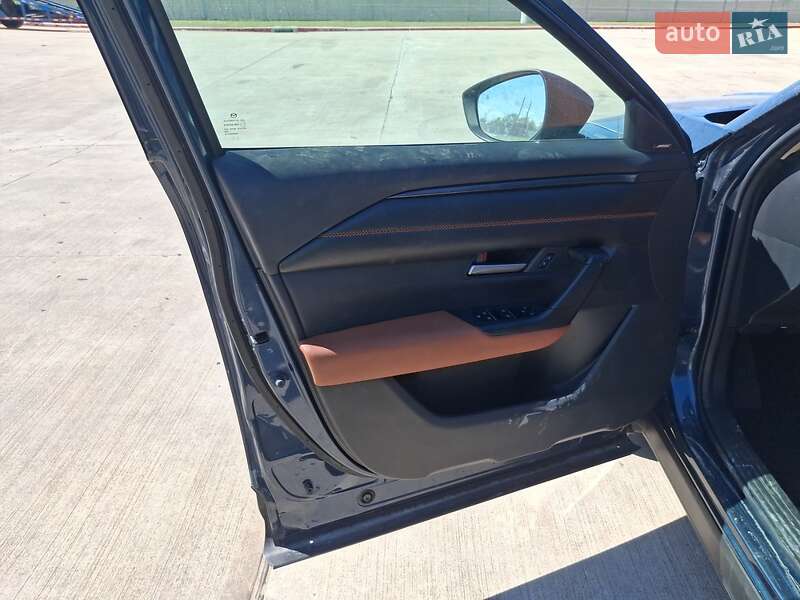 Позашляховик / Кросовер Mazda CX-50 2023 в Києві фото 76 Позашляховик / Кросовер Mazda CX-50 2023 в Києві