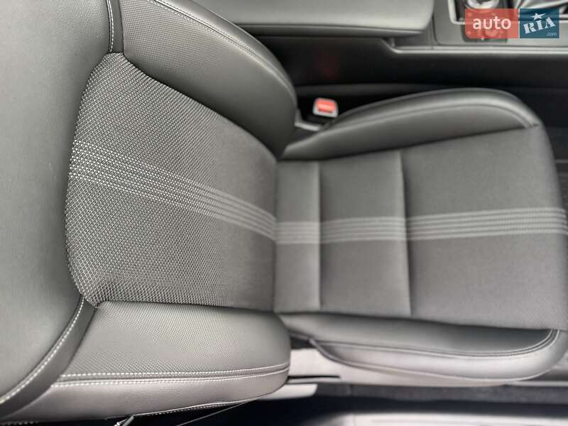 Позашляховик / Кросовер Mazda CX-50 2022 в Дніпрі фото 26 Позашляховик / Кросовер Mazda CX-50 2022 в Дніпрі