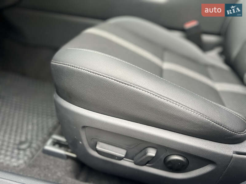 Позашляховик / Кросовер Mazda CX-50 2024 в Києві