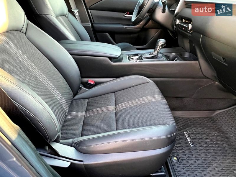 Внедорожник / Кроссовер Mazda CX-50 2024 в Киеве