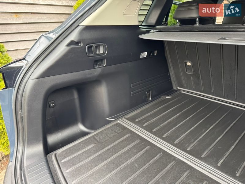 Позашляховик / Кросовер Mazda CX-50 2022 в Києві