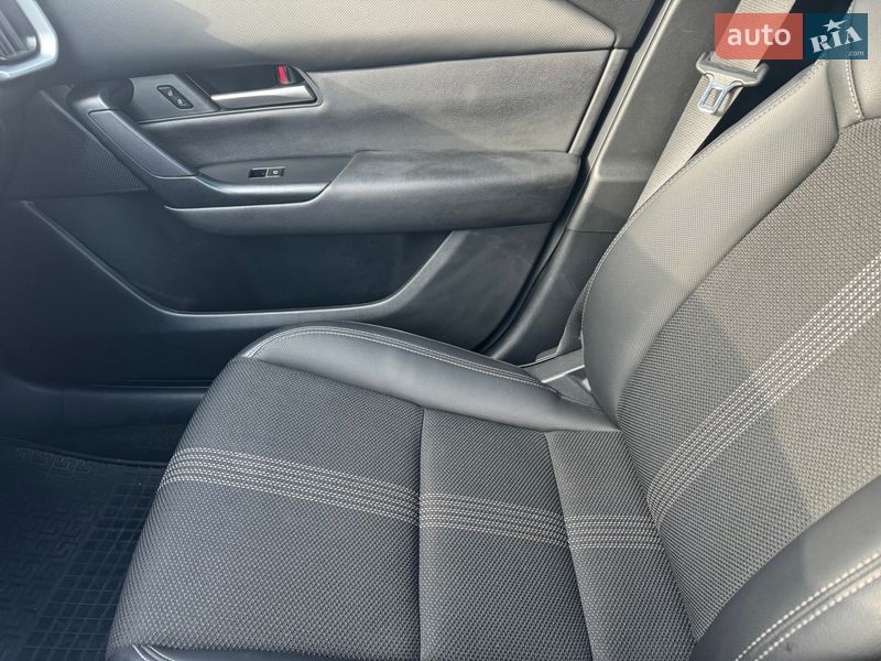 Позашляховик / Кросовер Mazda CX-50 2024 в Запоріжжі