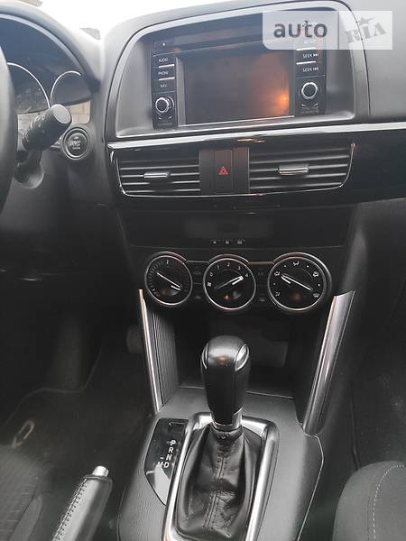 Позашляховик / Кросовер Mazda CX-5 2015 в Києві
