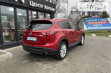 Позашляховик / Кросовер Mazda CX-5 2015 в 