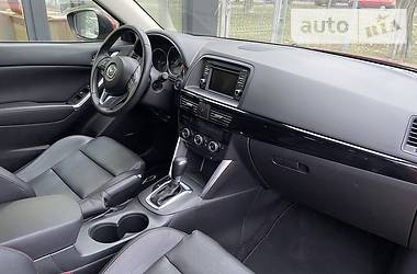 Позашляховик / Кросовер Mazda CX-5 2015 в 