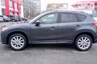 Позашляховик / Кросовер Mazda CX-5 2013 в 