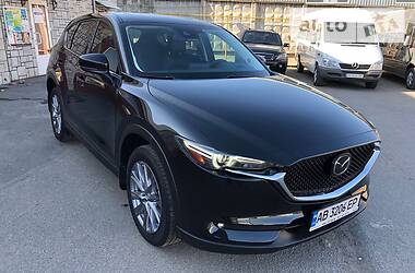 Позашляховик / Кросовер Mazda CX-5 2018 в 