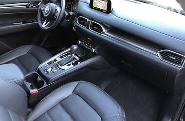 Позашляховик / Кросовер Mazda CX-5 2018 в 