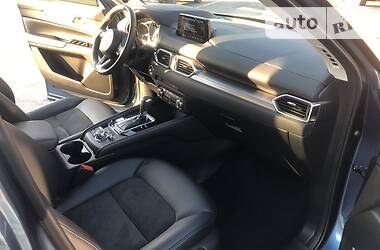 Позашляховик / Кросовер Mazda CX-5 2018 в 