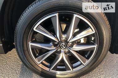 Позашляховик / Кросовер Mazda CX-5 2018 в 