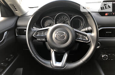 Позашляховик / Кросовер Mazda CX-5 2017 в 