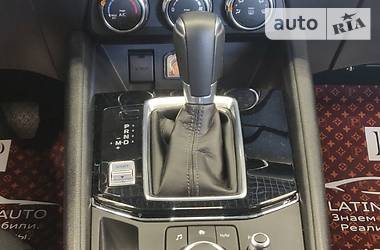 Позашляховик / Кросовер Mazda CX-5 2018 в 
