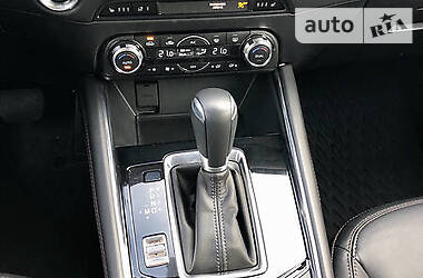 Внедорожник / Кроссовер Mazda CX-5 2018 в 