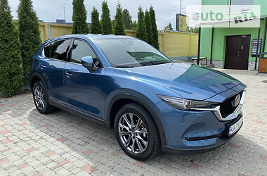Позашляховик / Кросовер Mazda CX-5 2019 в 