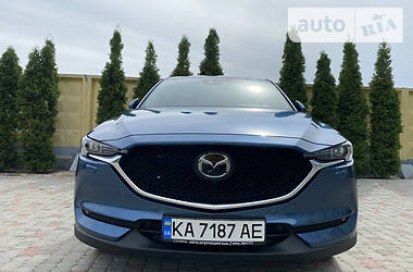 Позашляховик / Кросовер Mazda CX-5 2019 в 