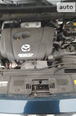 Внедорожник / Кроссовер Mazda CX-5 2017 в 