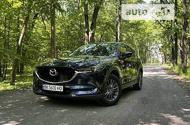 Внедорожник / Кроссовер Mazda CX-5 2017 в Луцке