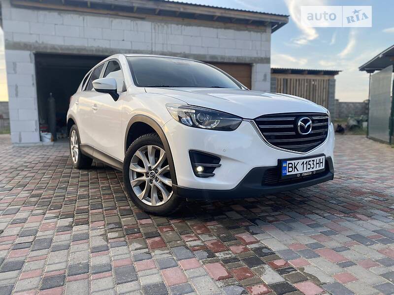 Позашляховик / Кросовер Mazda CX-5 2016 в Вараші