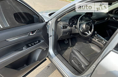 Позашляховик / Кросовер Mazda CX-5 2019 в 