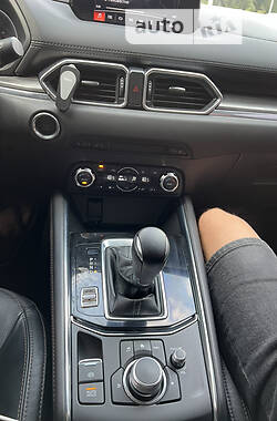 Позашляховик / Кросовер Mazda CX-5 2019 в 