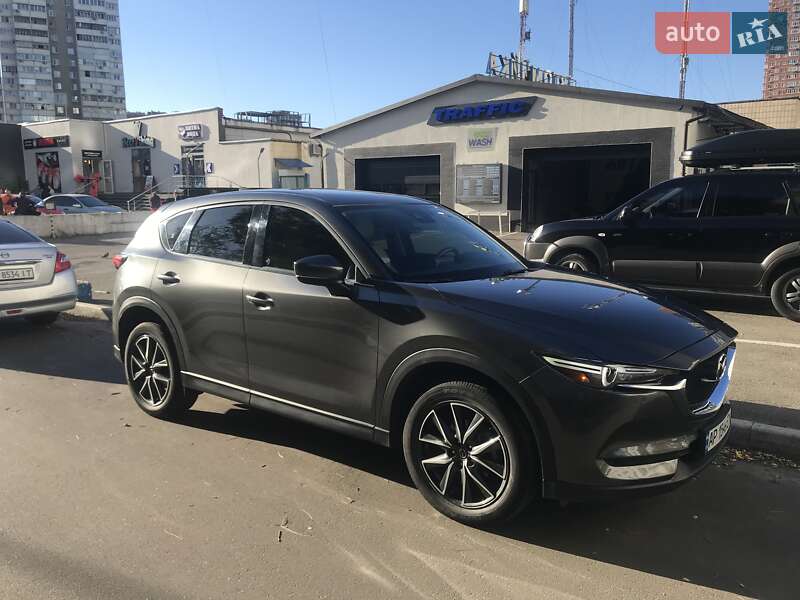 Внедорожник / Кроссовер Mazda CX-5 2017 в 