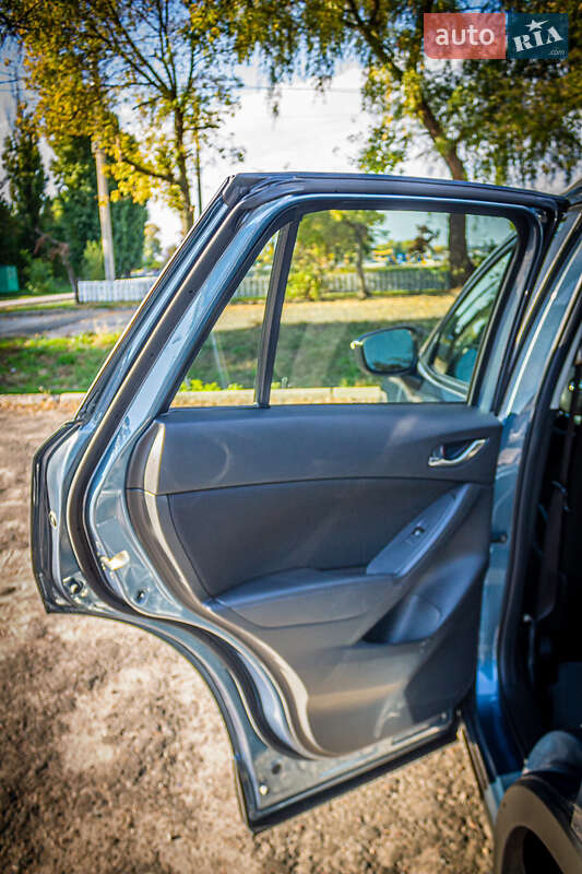 Внедорожник / Кроссовер Mazda CX-5 2015 в Черкассах