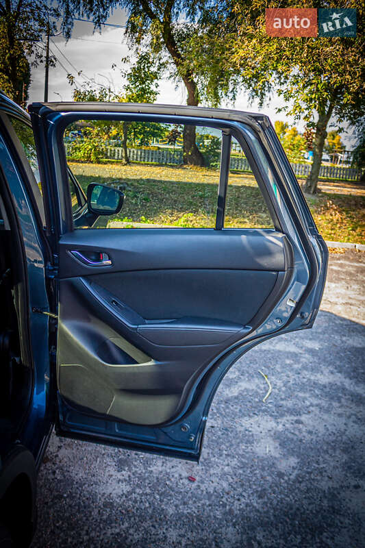 Внедорожник / Кроссовер Mazda CX-5 2015 в Черкассах