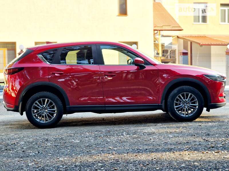 Внедорожник / Кроссовер Mazda CX-5 2017 в Львове