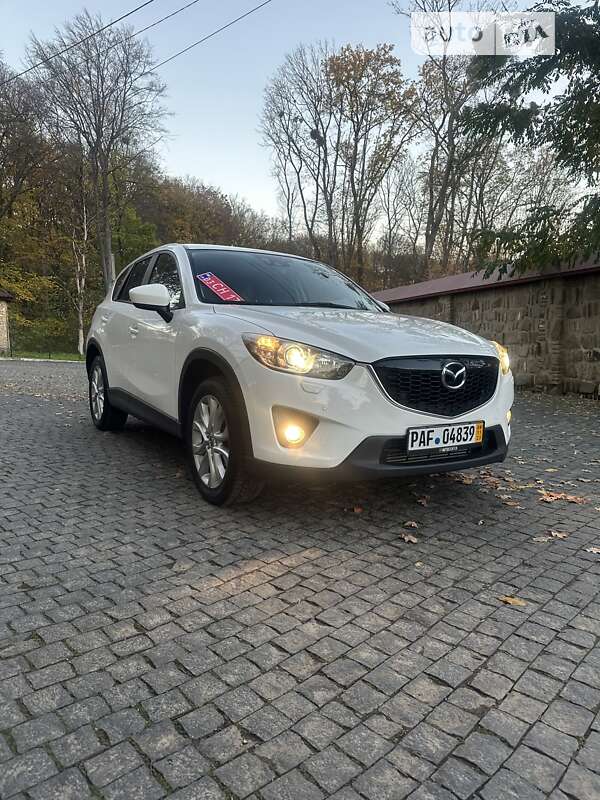 Внедорожник / Кроссовер Mazda CX-5 2014 в Черновцах