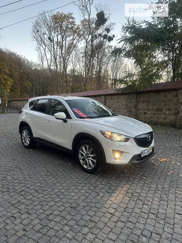 Внедорожник / Кроссовер Mazda CX-5 2014 в Черновцах