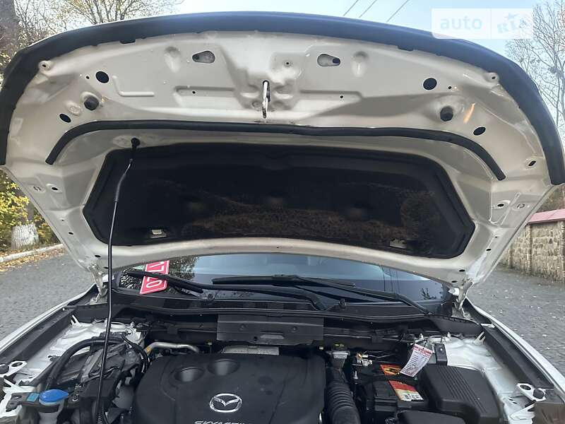 Внедорожник / Кроссовер Mazda CX-5 2014 в Черновцах