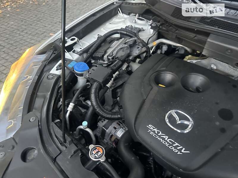 Внедорожник / Кроссовер Mazda CX-5 2014 в Черновцах