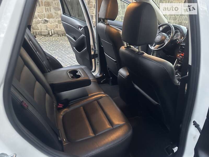 Внедорожник / Кроссовер Mazda CX-5 2014 в Черновцах