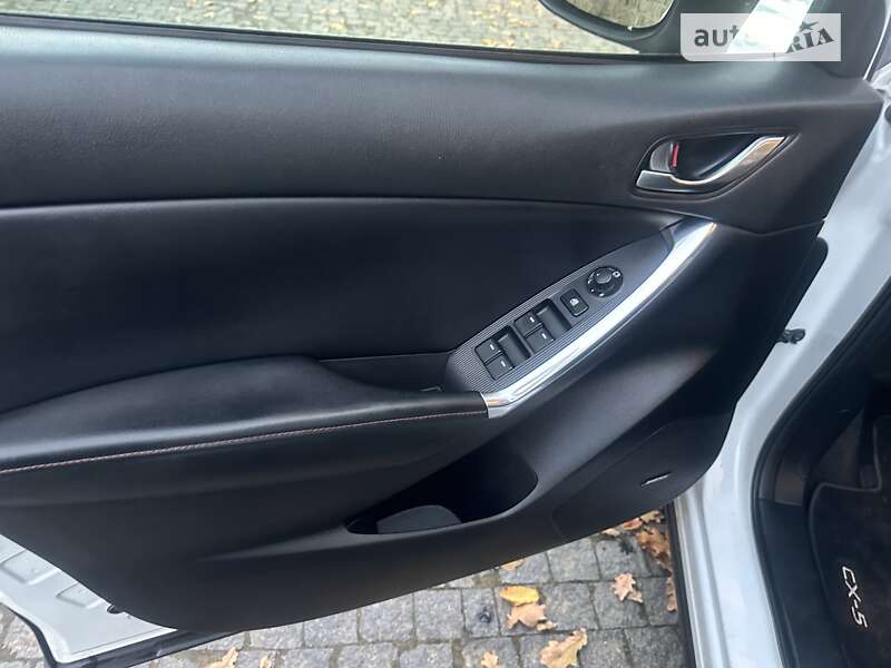 Внедорожник / Кроссовер Mazda CX-5 2014 в Черновцах