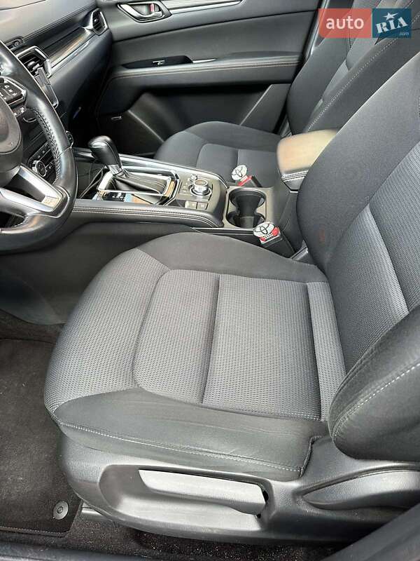 Внедорожник / Кроссовер Mazda CX-5 2017 в Гайвороне