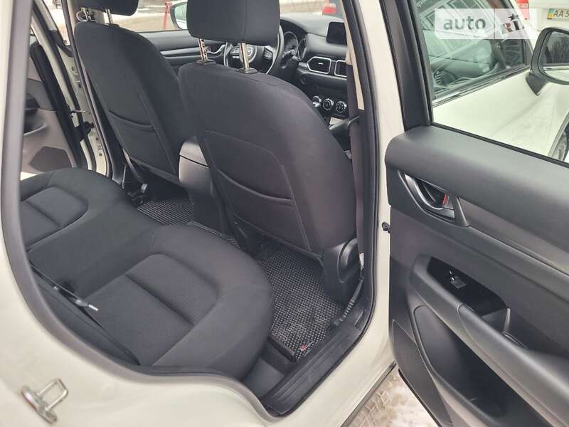 Внедорожник / Кроссовер Mazda CX-5 2017 в Киеве фото 8 Внедорожник / Кроссовер Mazda CX-5 2017 в Киеве