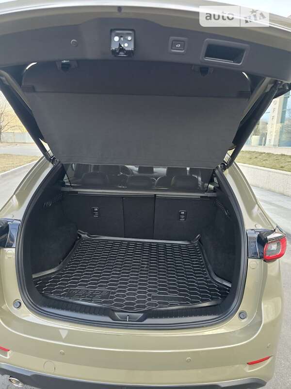 Внедорожник / Кроссовер Mazda CX-5 2022 в Днепре