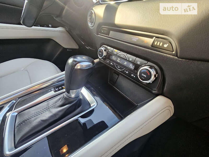 Внедорожник / Кроссовер Mazda CX-5 2017 в Киеве