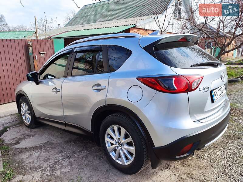 Внедорожник / Кроссовер Mazda CX-5 2015 в Чугуеве