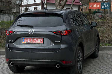 Позашляховик / Кросовер Mazda CX-5 2017 в Львові