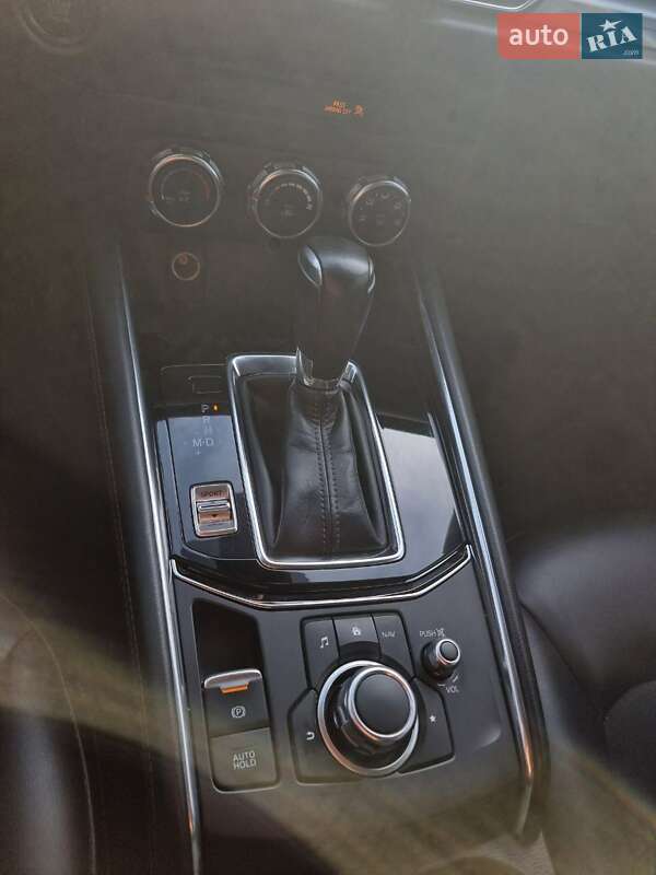 Внедорожник / Кроссовер Mazda CX-5 2018 в Ужгороде