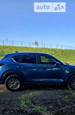 Внедорожник / Кроссовер Mazda CX-5 2017 в Черновцах