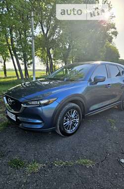 Позашляховик / Кросовер Mazda CX-5 2017 в Чернівцях