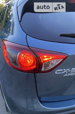Внедорожник / Кроссовер Mazda CX-5 2015 в Краматорске