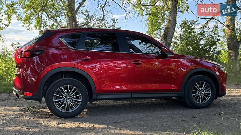 Внедорожник / Кроссовер Mazda CX-5 2019 в Кривом Озере