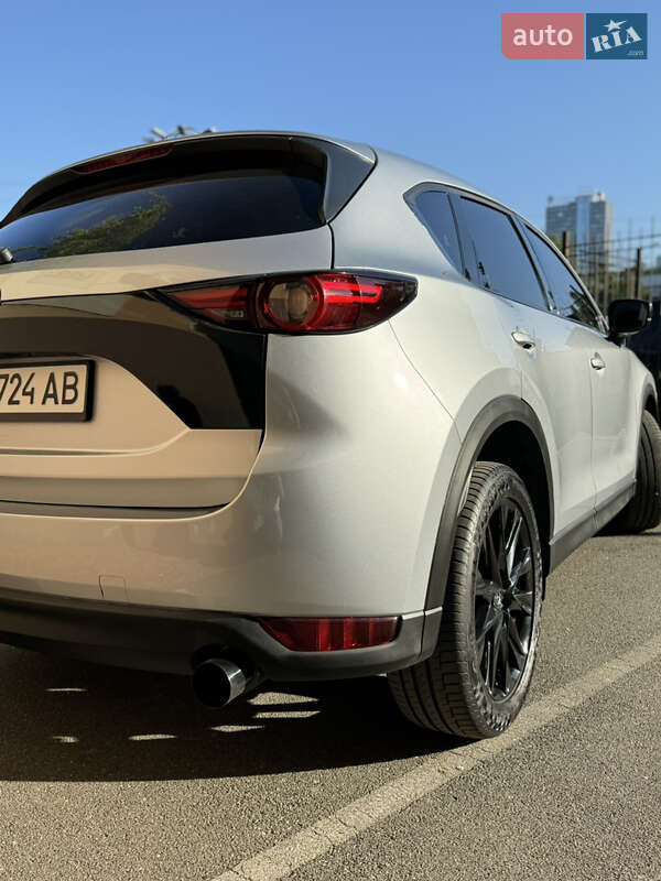 Внедорожник / Кроссовер Mazda CX-5 2018 в Киеве