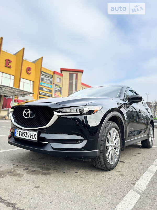 Внедорожник / Кроссовер Mazda CX-5 2017 в Ивано-Франковске