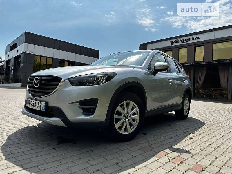 Внедорожник / Кроссовер Mazda CX-5 2016 в Дубно